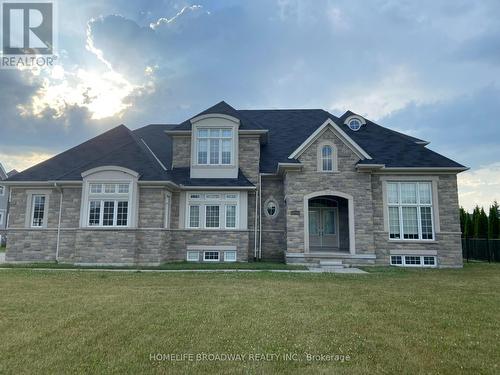 House - 8 Wolford Court, Georgina, ON - Outdoor With Facade