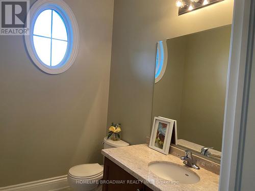 Powder Room - 8 Wolford Court, Georgina, ON - Indoor Photo Showing Bathroom