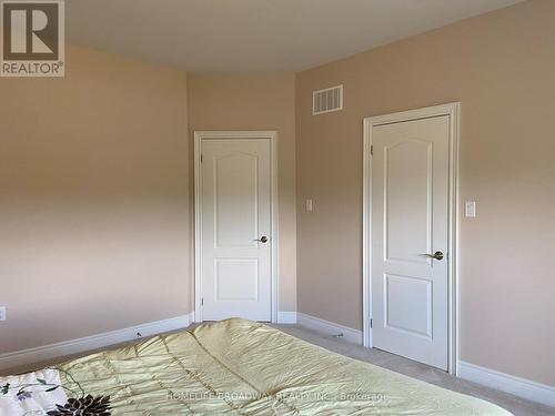 Second Bedroom - 8 Wolford Court, Georgina, ON - Indoor Photo Showing Bedroom