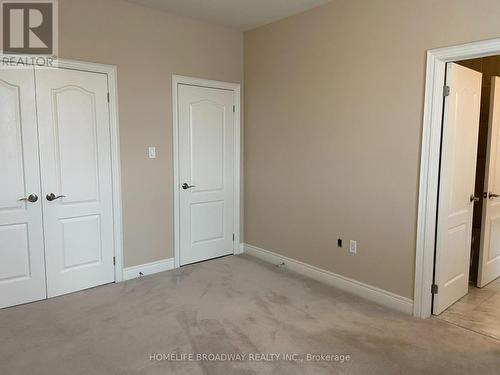 Forth Bedroom - 8 Wolford Court, Georgina, ON - Indoor Photo Showing Other Room