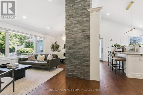 27 Treadgold Crescent, Toronto, ON - Indoor Photo Showing Living Room