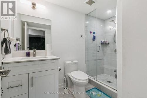 27 Treadgold Crescent, Toronto, ON - Indoor Photo Showing Bathroom