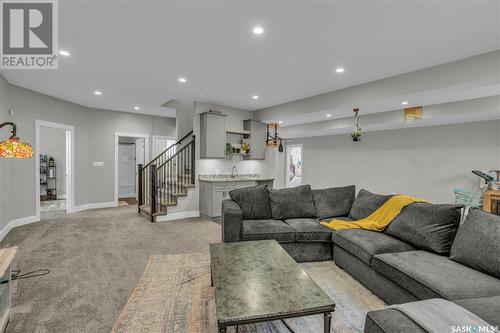 400 Prairie View Drive, Dundurn, SK - Indoor Photo Showing Living Room