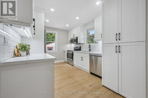 56 Dover Street, Waterloo, ON - Indoor Photo Showing Kitchen With Stainless Steel Kitchen