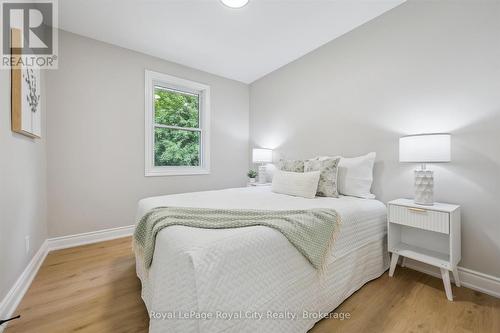 56 Dover Street, Waterloo, ON - Indoor Photo Showing Bedroom