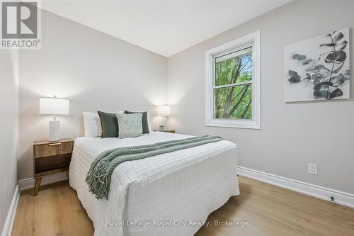 56 Dover Street, Waterloo, ON - Indoor Photo Showing Bedroom