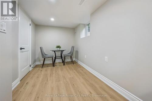 56 Dover Street, Waterloo, ON - Indoor Photo Showing Other Room