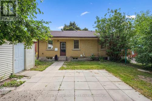 56 Dover Street, Waterloo, ON - Outdoor