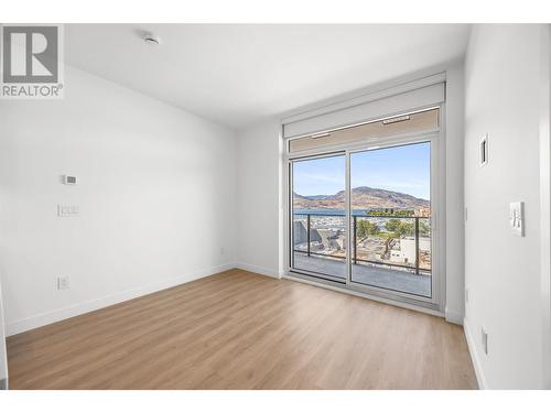 238 Leon Avenue Unit# 709, Kelowna, BC - Indoor Photo Showing Other Room