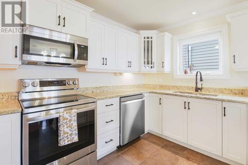 35 Bannisters Road, Corner Brook, NL - Indoor Photo Showing Kitchen