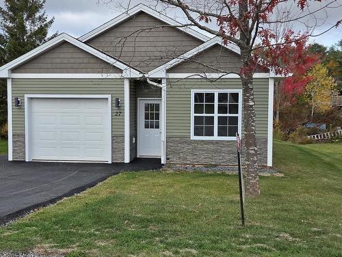 27 Perry Crescent, Stewiacke, NS 