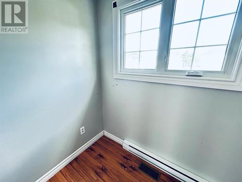 8A Poplar Road, Springdale, NL - Indoor Photo Showing Other Room