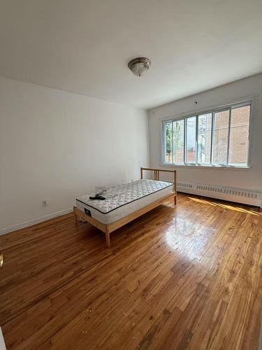 Bedroom - 6050 27E Avenue, Montréal (Rosemont/La Petite-Patrie), QC - Indoor Photo Showing Other Room