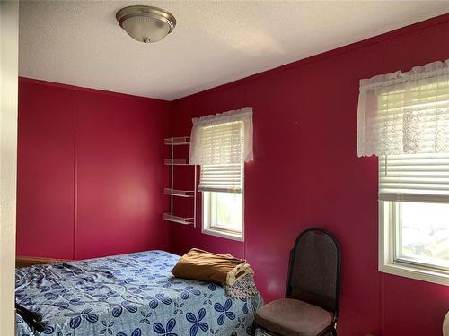 Bedroom 2 of 3 - 3 Reiland Bay, Gladstone, MB - Indoor Photo Showing Bedroom