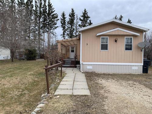 3 Rieland Bay, Gladstone, MB - Outdoor