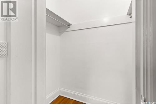 203 2305 Victoria Avenue, Regina, SK - Indoor