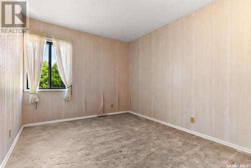 1615 23Rd Avenue, Regina, SK - Indoor Photo Showing Other Room
