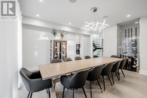 1322 Stanbury Road, Oakville, ON - Indoor Photo Showing Dining Room