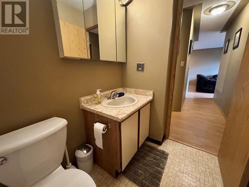 108 Spruce Avenue Unit# 206, Tumbler Ridge, BC - Indoor Photo Showing Bathroom