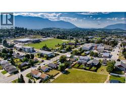 415 16th Avenue N  Creston, BC V0B 1G5