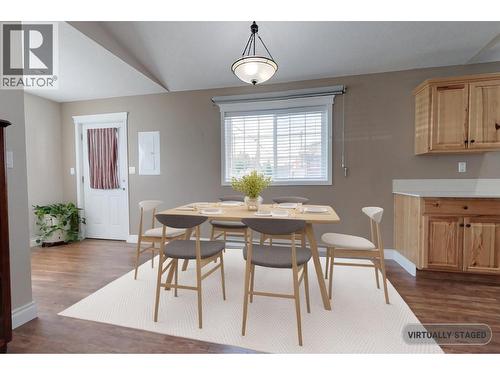 415 16Th Avenue N, Creston, BC - Indoor Photo Showing Dining Room