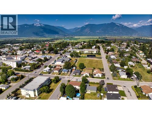 415 16Th Avenue N, Creston, BC - Outdoor With View
