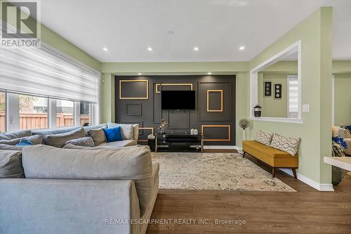 67 Malcolm Crescent, Haldimand, ON - Indoor Photo Showing Other Room