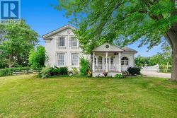 152 CONFEDERATION STREET  Halton Hills, ON L7G 4S8