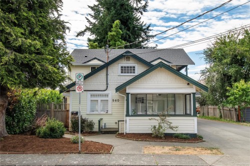 560 4Th St, Courtenay, BC 