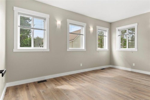 560 4Th St, Courtenay, BC 