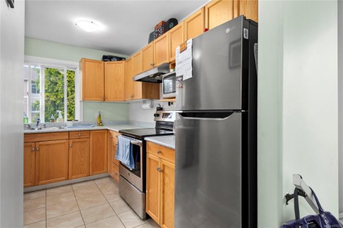 560 4Th St, Courtenay, BC 