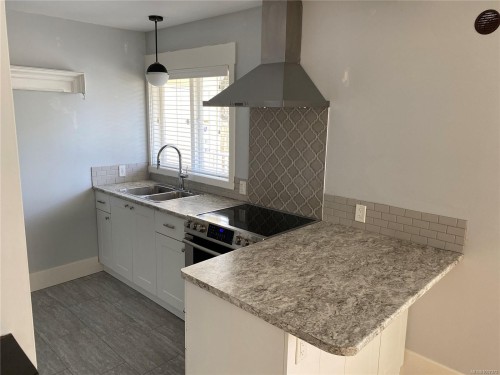 560 4Th St, Courtenay, BC 