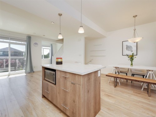 6536 Lanark Rd, Sooke, BC - Indoor Photo Showing Kitchen