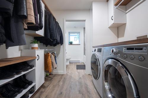 Salle de lavage - 85 Rue St-Gilbert, Lévis (Desjardins), QC - Indoor Photo Showing Laundry Room