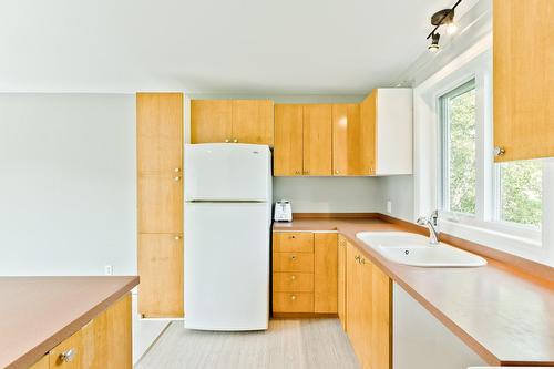 Kitchen - A-973 Ch. Du Domaine-Du-Pinacle, Coaticook, QC - Indoor Photo Showing Kitchen
