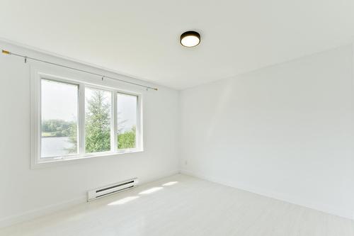 Bedroom - A-973 Ch. Du Domaine-Du-Pinacle, Coaticook, QC - Indoor