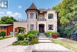 132 PEMBERTON ROAD  Richmond Hill, ON L4C 3T7