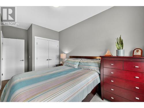 11581 Rogers Road Unit# 306, Lake Country, BC - Indoor Photo Showing Bedroom