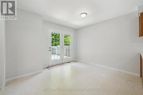 83 Inverness Drive, Guelph (Victoria North), ON - Indoor Photo Showing Other Room