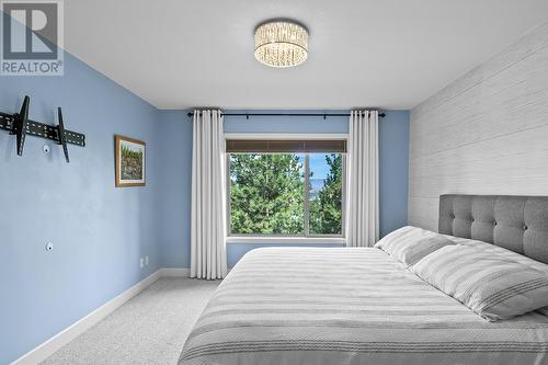 5318 Trickle Creek Drive, Kelowna, BC - Indoor Photo Showing Bedroom