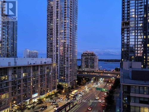 1019 - 4000 Spadina Avenue, Toronto, ON - Outdoor With Facade