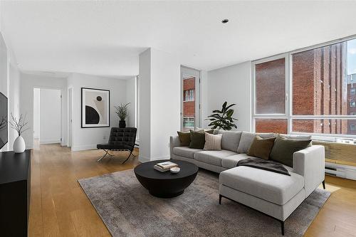 Salon - 703-88 Rue Charlotte, Montréal (Ville-Marie), QC - Indoor Photo Showing Living Room