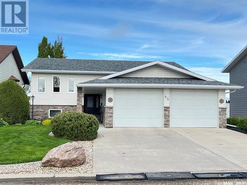 44 Harrigan CRESCENT  Maple Creek, SK S0N 1N0
