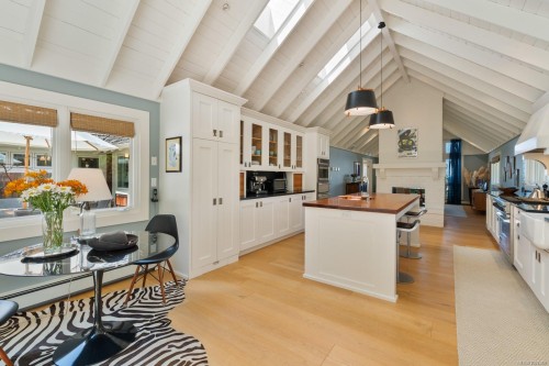 382 Judges Row, Qualicum Beach, BC 