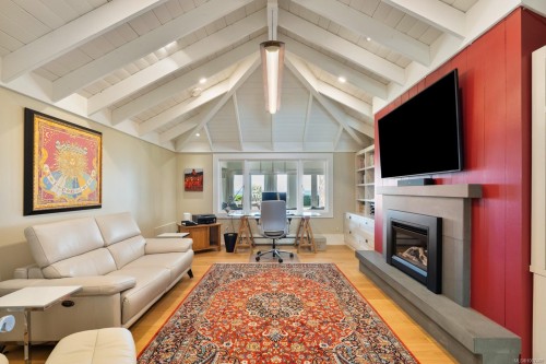 382 Judges Row, Qualicum Beach, BC 