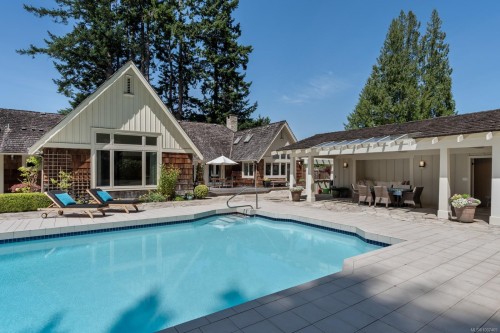 382 Judges Row, Qualicum Beach, BC 