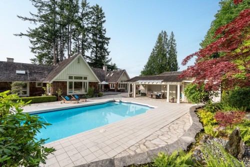 382 Judges Row, Qualicum Beach, BC 