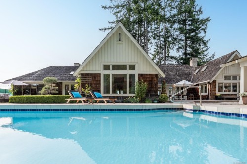 382 Judges Row, Qualicum Beach, BC 