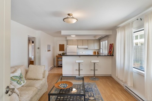 382 Judges Row, Qualicum Beach, BC 