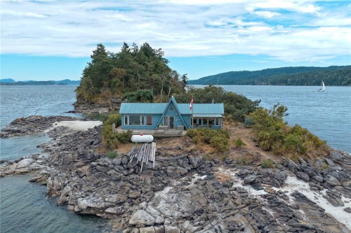 Lot A Twilight Island, Salt Spring, BC 
